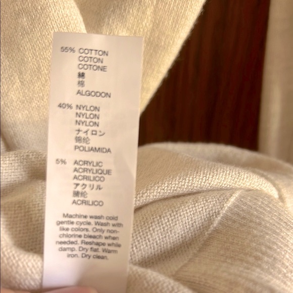 Gap Button Down Large Sweater NWT - Picture 6 of 6